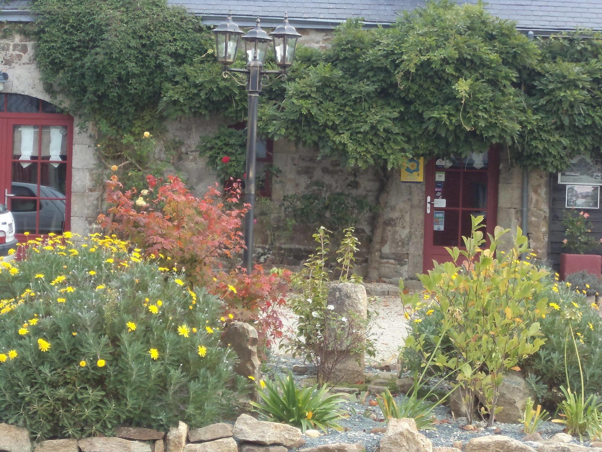La Ferme De Kerraoul Bed & Breakfast Combrit Eksteriør bilde